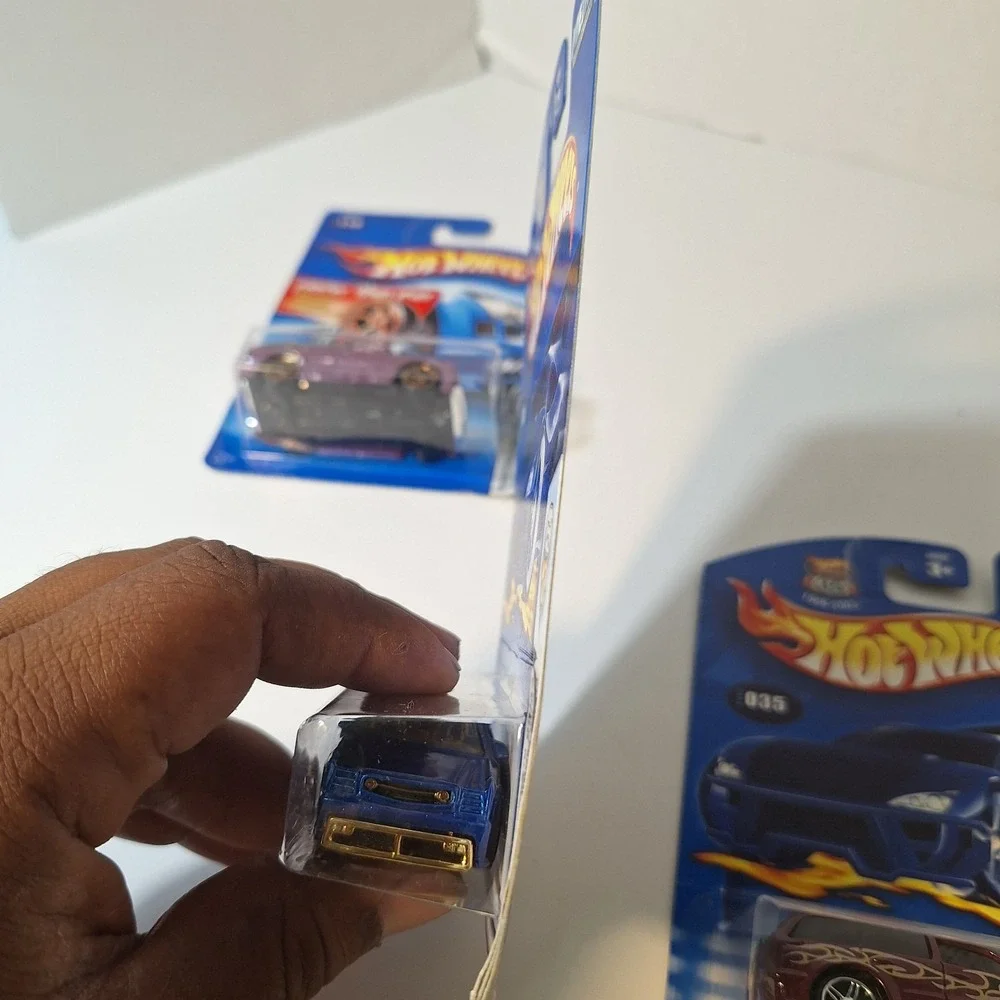 Hot Wheels Blue Cards Boom Box Purple/ Brown/ Blue With Flames